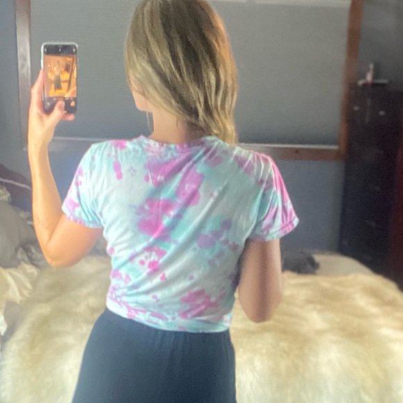 Tie-Dye T-Shirt, Small - Picture 4 of 7